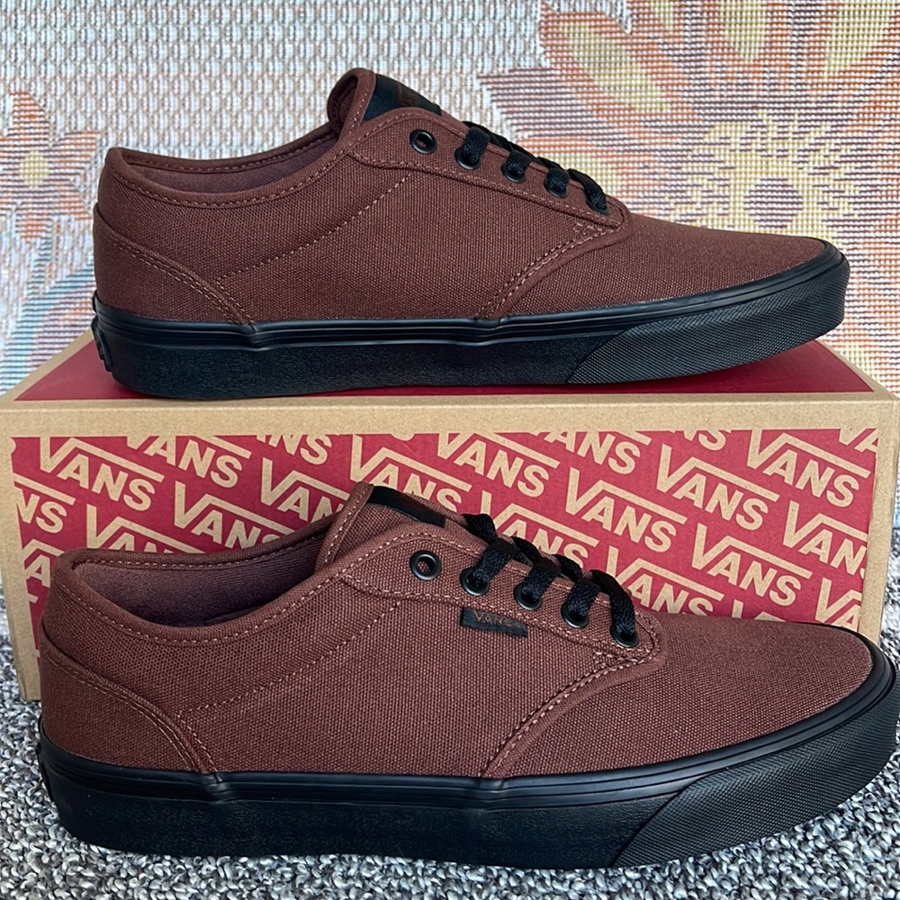 Vans Men’s Atwood
Mixed Canvas Root Beer
VN0A327LHCV
Sneakers